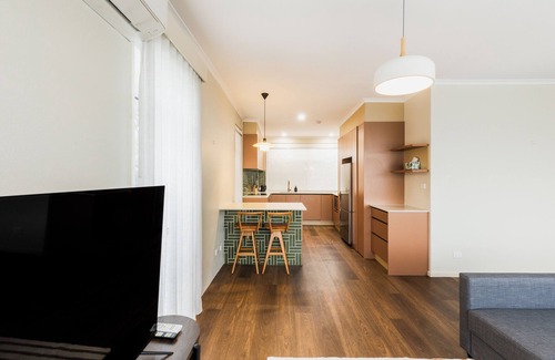Curtin Hotel | Statesman Hotel
