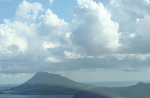 Oranjestad Cabin | Statia Lodge