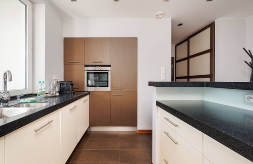 Muranow Apartment | Stawki Inviting Apartment