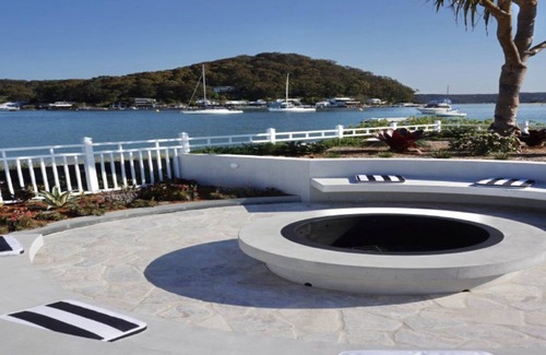 Booker Bay Apartment | Stay 7,pay 5 these School Holidays->Waterfront