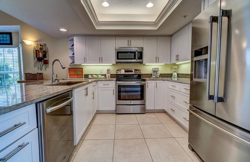 Palm Island Villa | Stay and Play all Day in this Very Nice Spacious Beach Resort Villa! C1622A