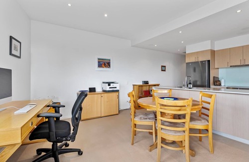 Hobart Central Business District Apartment | Stay and play in the heart of Hobart