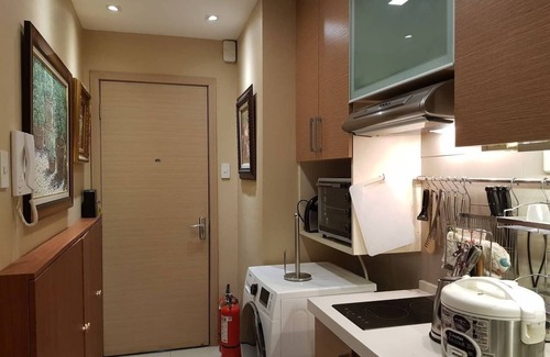 Malate House | Stay at Amare Residences Malate