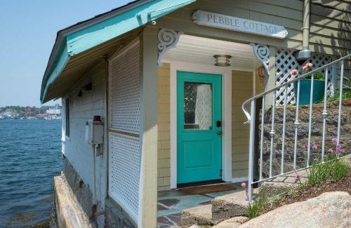 Gloucester House | Stay at Rocky Neck