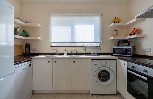 Pyla Apartment | STAY Bloom Apartment