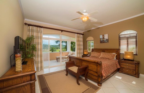 Herradura Apartment | Stay In CR Los Sueños Condos