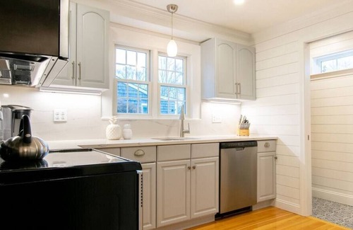 Falmouth House | Stay in the Heart of Falmouth