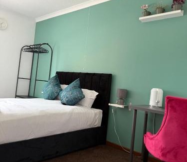 Papworth Everard Hotel | Stay Inn Express, Cambridge