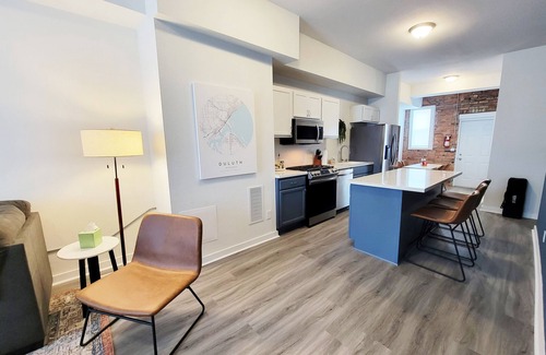 Duluth Condo | Stay Lincoln Park 3 | Craft District Condo