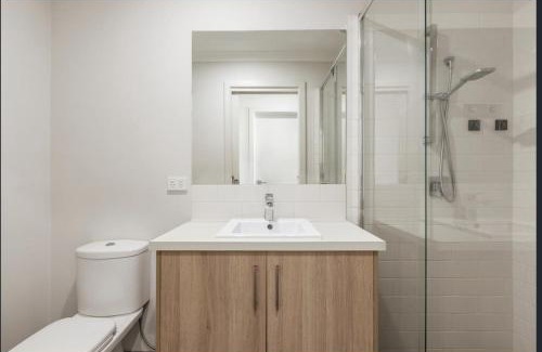 Epping Apartment | stay live love
