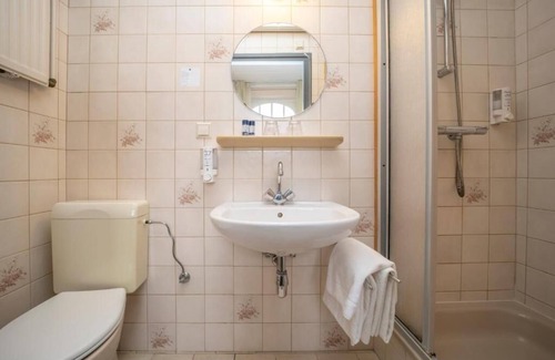 Geulhem Hotel | Stay Near Attractions with Nature All Around, Close to Museum aan het Vrijthof