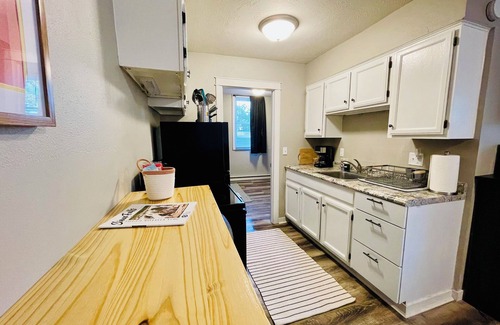 Downtown Apartment | Stay on Spring, Sleeps 2, Suite, DTSF, Pet Friendly, #4