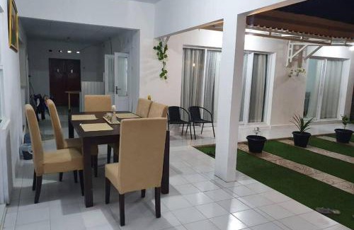 North Cirebon Villa | Stay@Pitaloka