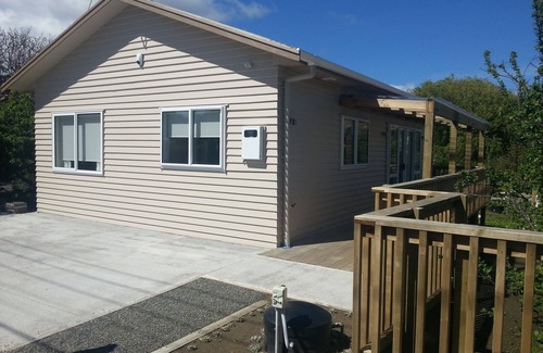 Paraparaumu Beach Cottage | Stay, Play, Rest, Relax