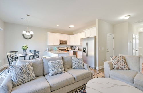 Harrisburg House | Stay & Play: Spacious Concord Townhome Near Uptown