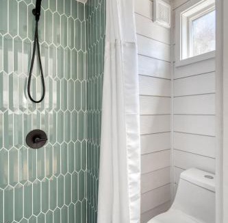 Overlook Apartment | Stay Portland - Mississippi Micro-Luxe - Mid-Century Style