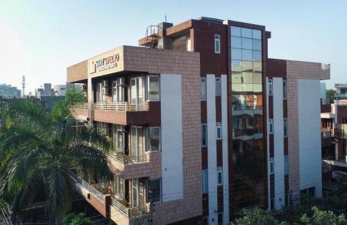 Udyog Vihar House | Stay Studio Hotel & Residences