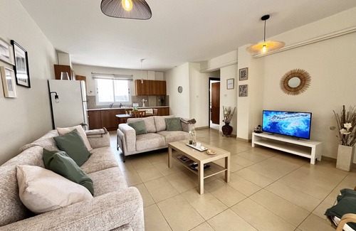 Oroklini Apartment | STAY Sunny Palms Apartment