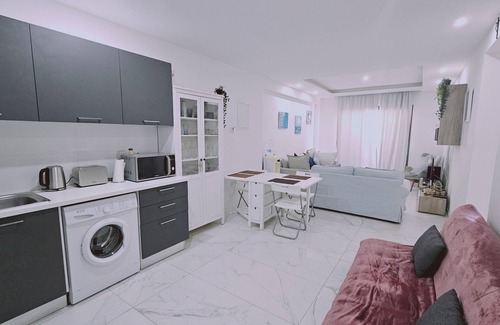 Larnaca City Centre Apartment | STAY Treasure Apartment