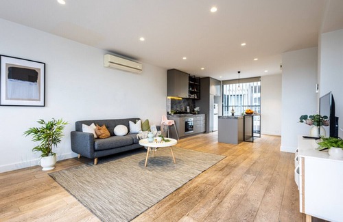 Mordialloc Apartment | StayAU Stylish 3BR Sea Breeze Mordialloc