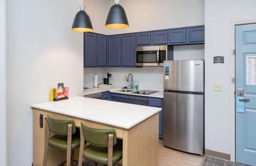 Tougaloo Hotel | Staybridge Suites Jackson by IHG