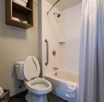 Tougaloo Hotel | Staybridge Suites Jackson by IHG