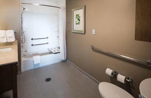Lake Jackson Hotel | Staybridge Suites - Lake Jackson by IHG