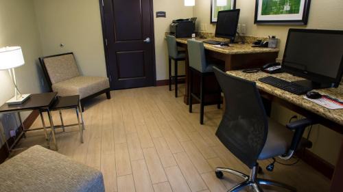 Lexington Hotel | Staybridge Suites Lexington by IHG