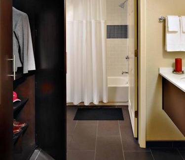 Longview Hotel | Staybridge Suites Longview by IHG