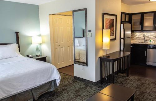 Minot Hotel | Staybridge Suites Minot by IHG