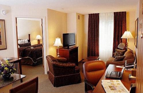 Royersford Hotel | Staybridge Suites - Philadelphia Valley Forge 422 by IHG