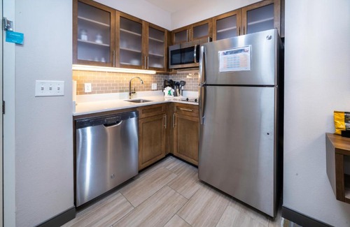 Summerville Hotel | Staybridge Suites - Summerville by IHG