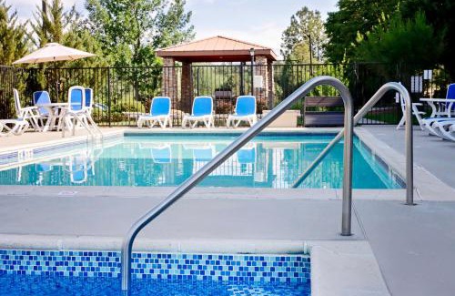 Northwest Colorado Springs Hotel | Staybridge Suites Colorado Springs North by IHG