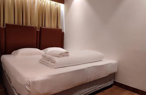 Berhampore Hotel | STAYMAKER Hotel Mohan Palace