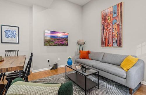 Rittenhouse Row Apartment | StayRafa At 261 4R