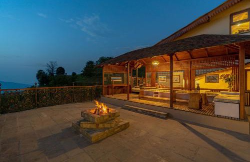 Kaul Villa | StayVista at Ethereal view of Himalayan Peak