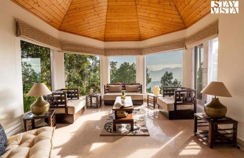 Kuthar Villa | StayVista at Sunset Ridge