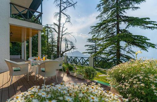 The Mall Road Villa | StayVista Mellow Cottage Scenic view near Mall Road