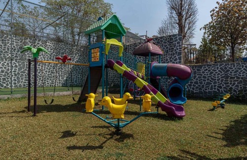Neral Villa | StayVista's Amorist Villa - Amidst Greenery with Terrace, Kids Zone, Snooker Table, Turf