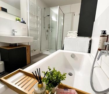 Isny im Allgaeu Apartment | StayZen Holz & Hirsch Deluxe Hideaway zentral mit Parkplatz