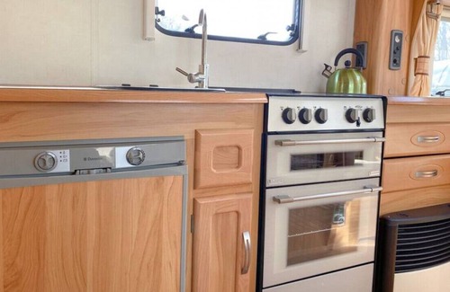 Little Missenden House | StayZo Vanlander Caravan - in Chiltern Hills