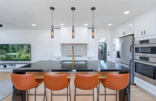 El Centro House | Steam and Rainfall showers, Chef's kitchen, king beds, 75 inch TV
