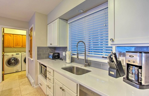 Steamboat Springs Condo | Steamboat Springs Condo w/Deck < 1 Mile to Lifts!