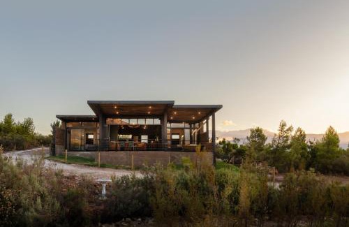 Wolseley Villa | Steenbok farm cottages Kingfisher Cottage