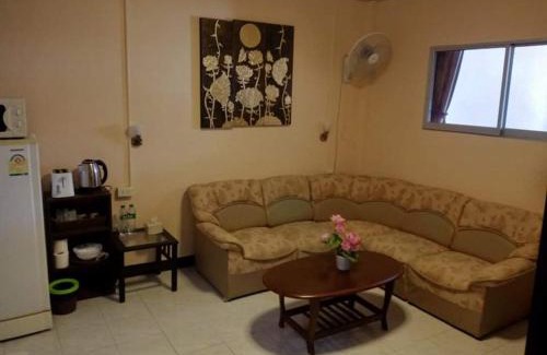 Jomtien House | Stefan's Guesthouse