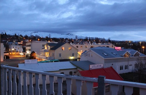 City Center Apartment | Steinaskjól Apartments - Strandgata