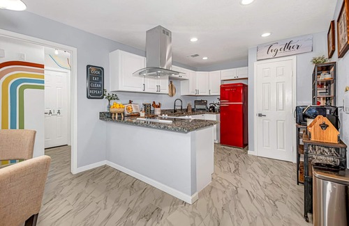 Clodine House | Stella Artistic 4BRs home- amazing pool-Energy Corridor, Asian town-Houston