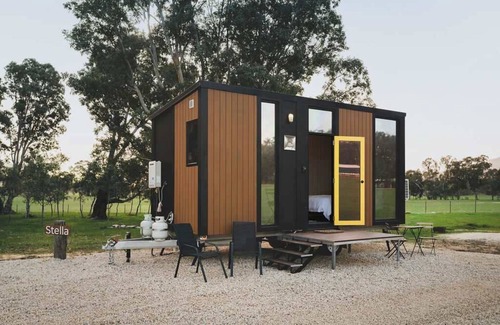 Warrenmang House | Stella at Sheltered Paddock by Tiny Away