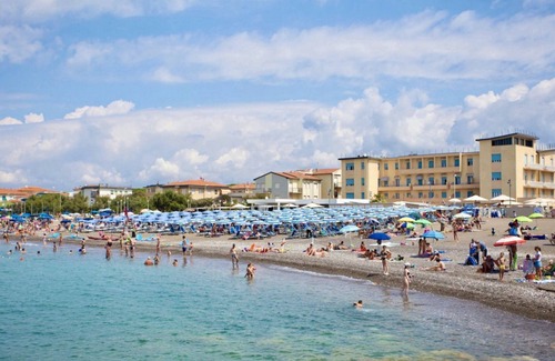 Marina di Cecina House | Stella Marina double room with side sea view