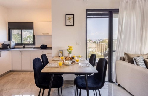 Haifa Apartment | Stella Maris Vista Apartment by Sea N' Rent